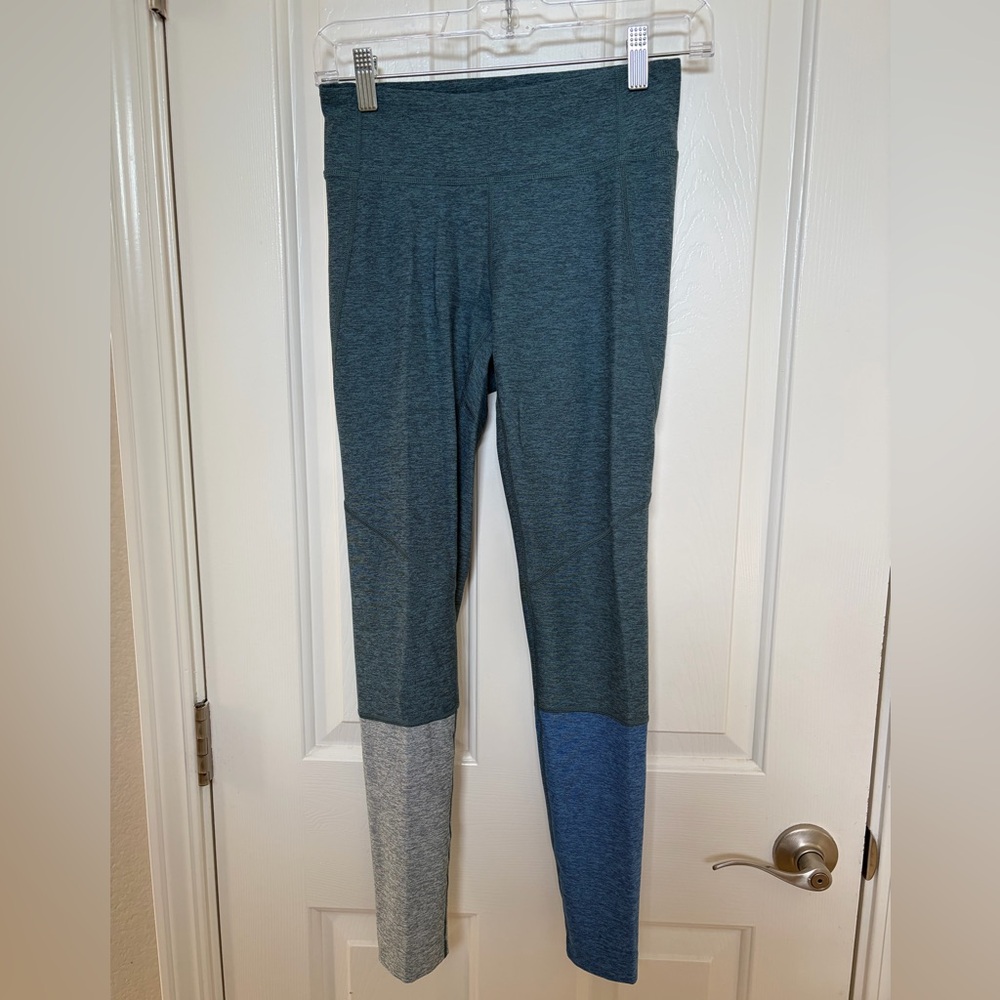 Outdoor voices Warm Up Colorblock Leggings